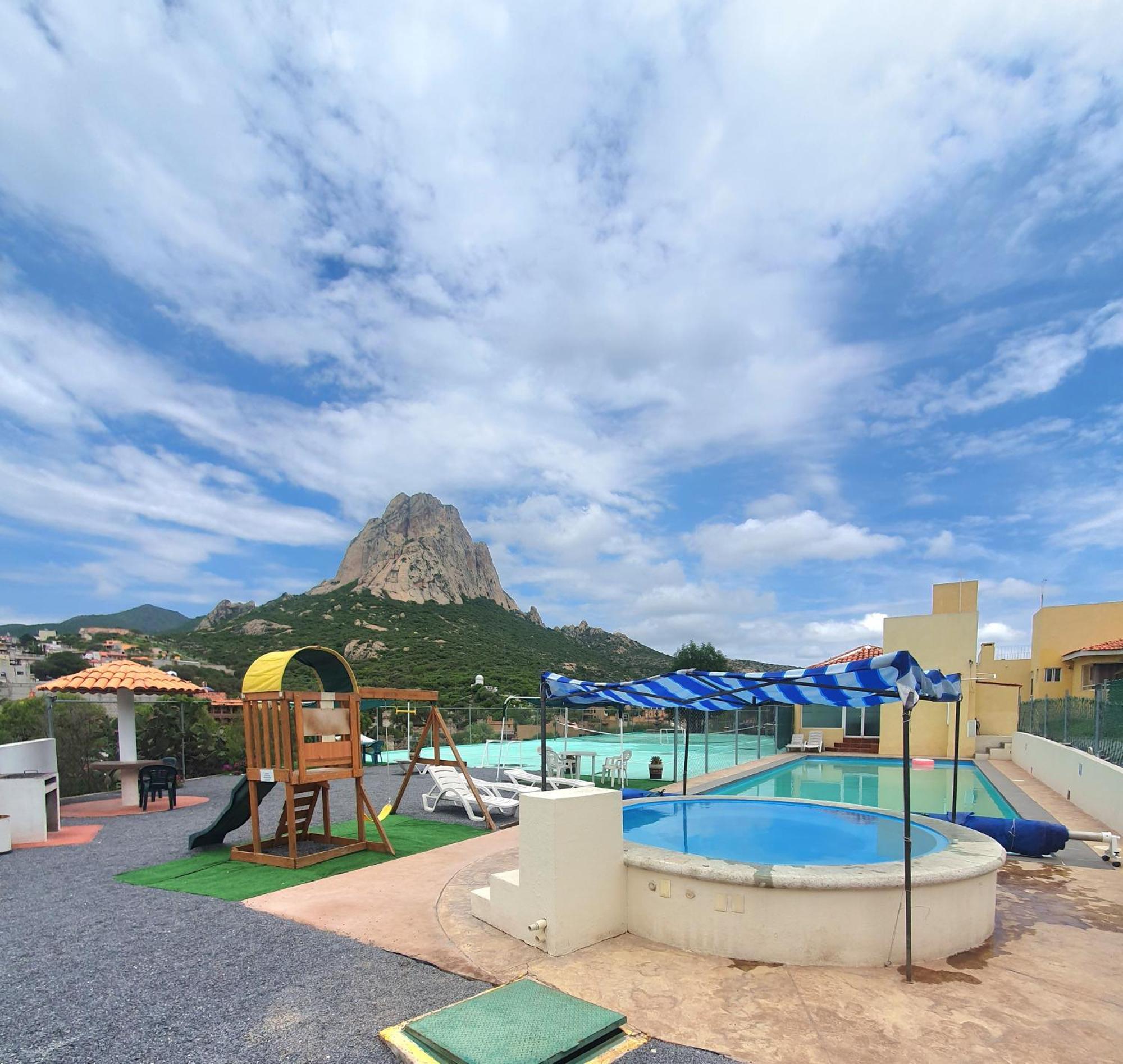 Hotel Quinta Las Fuentes Берналь Экстерьер фото